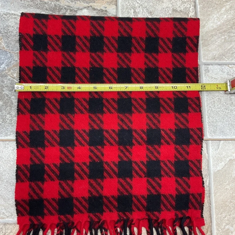 Morgan Taylor Red Black Buffalo Plaid Scarf Soft Brushed Fringe Winter Unisex